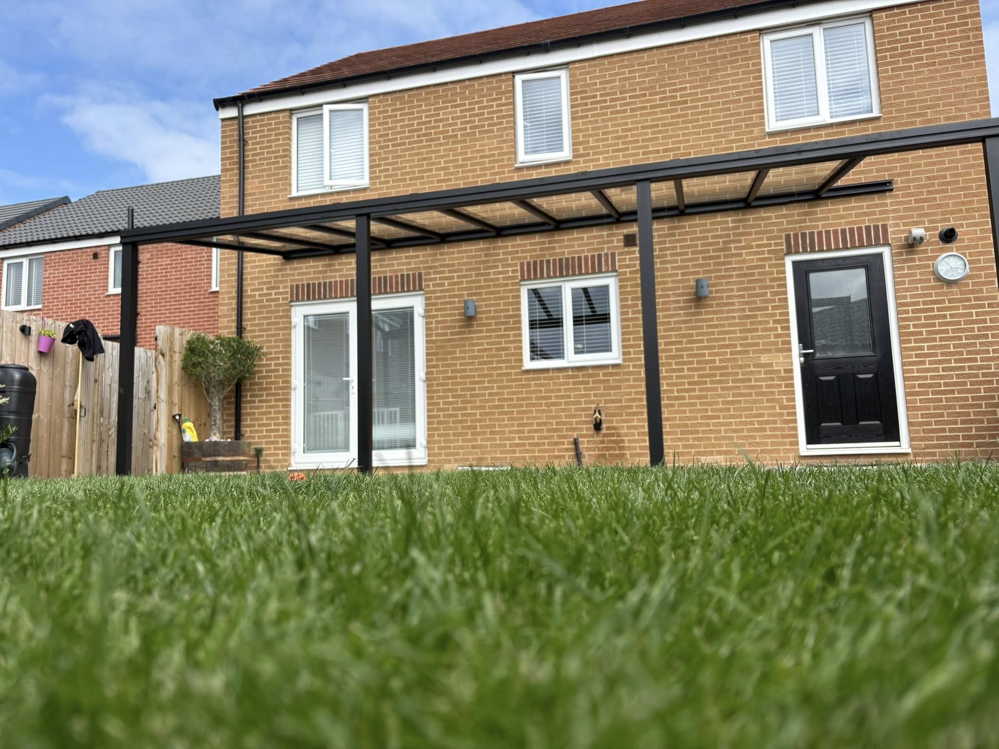 modern aluminium canopy installed at UK home patio