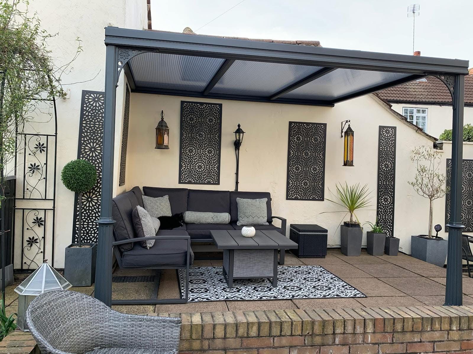 stylish aluminium canopy increasing home kerb appeal